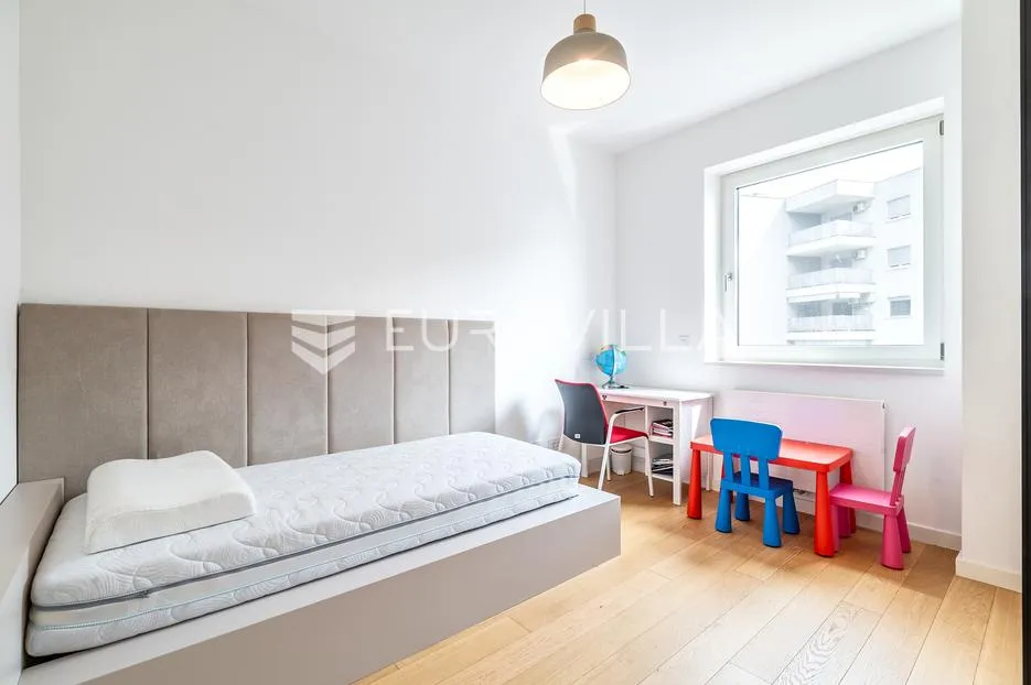 zagreb, vmd heinzelova, novogradnja, četverosoban stan 114 m², dva garažna parkirna mjesta - slika 8