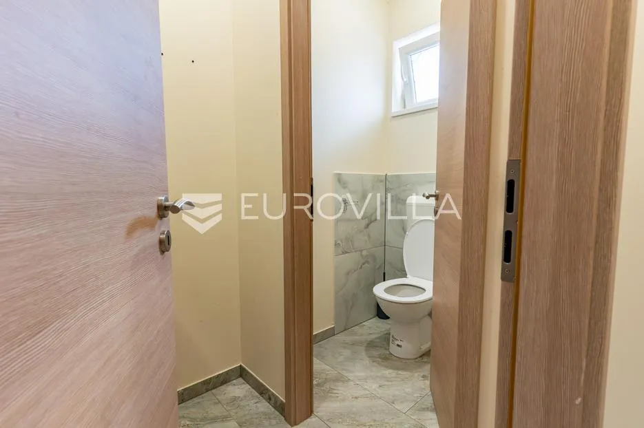 požega, stambeno, poslovna zgrada s uhodanim najmom - slika 18