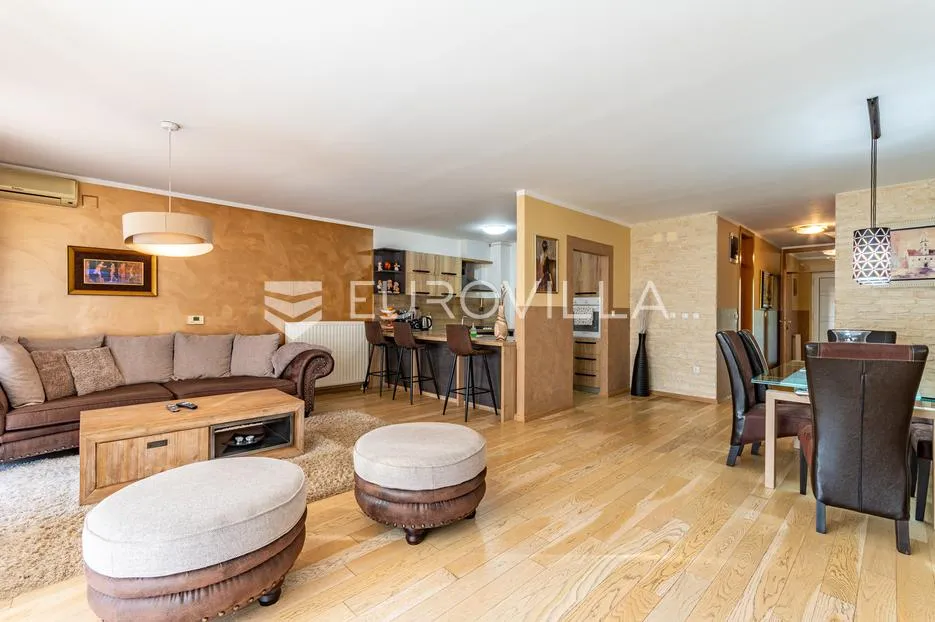 varaždin, jalkovečka kuća u nizu površine 178 m² - slika 3