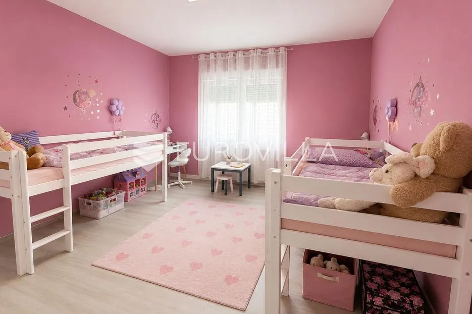 đakovo, centar, novouređena kuća 250 m² - slika 16