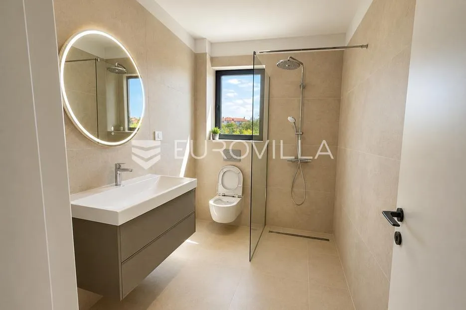 zadar, privlaka, luksuzni dvosoban stan 1. red do mora, 126,38 m² - slika 8