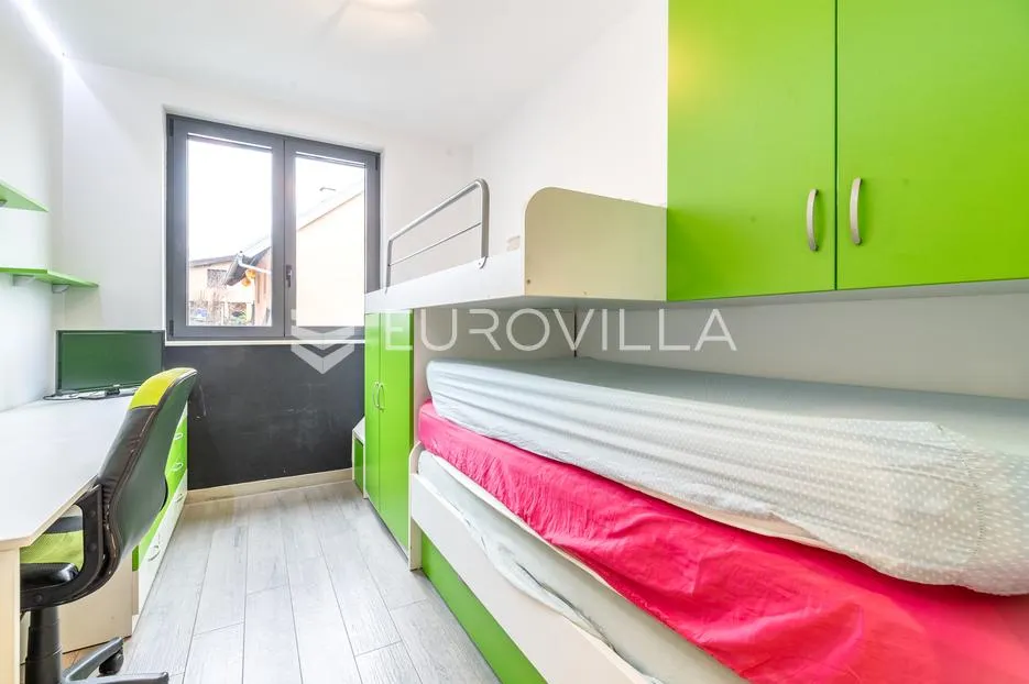 zagreb, vrhovec četverosoban stan 82,65 + dvosoban stan 40m2 + gpm - slika 6