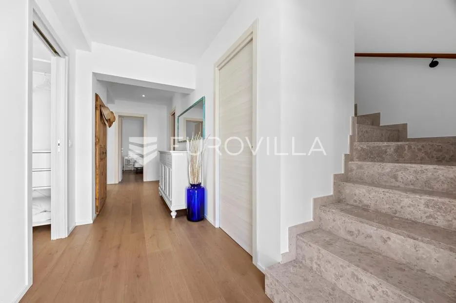 istra, volme, ekskluzivna vila s pogledom na more, 126,54 m², zajednički bazen - slika 11