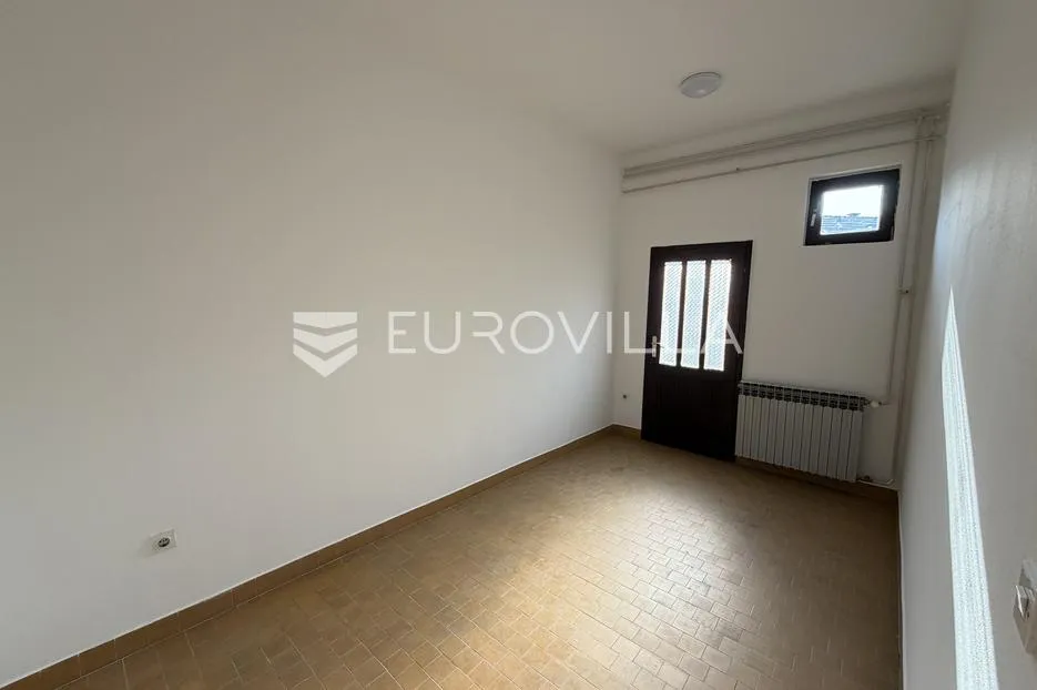 đakovo, centar, poslovni prostor 80 m² - slika 11