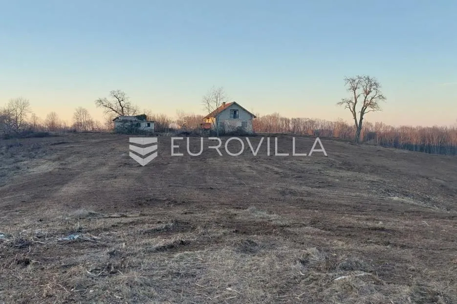 slunj, cvijanović brdo, zemljište 378428 m² s 2 objekta, višenamjensko - slika 2