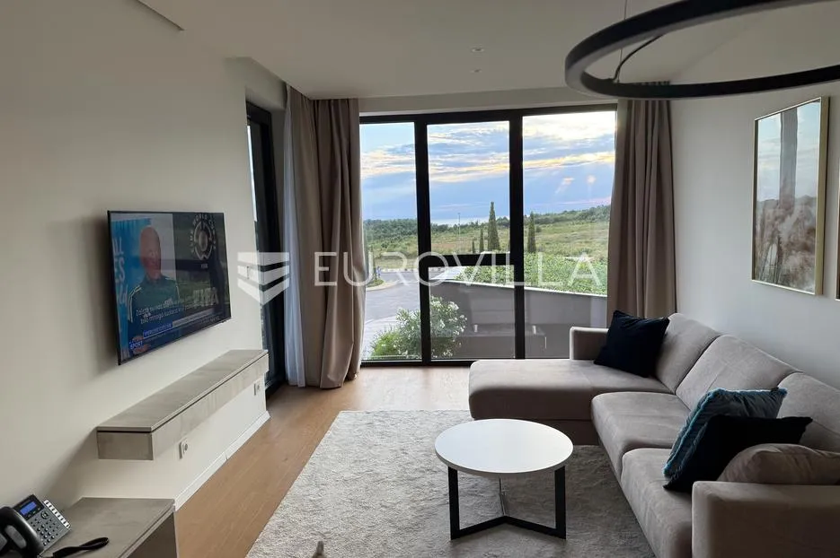 istra, petram resort, moderan jednosoban apartmana 65 m², 1. kat, parking - slika 1