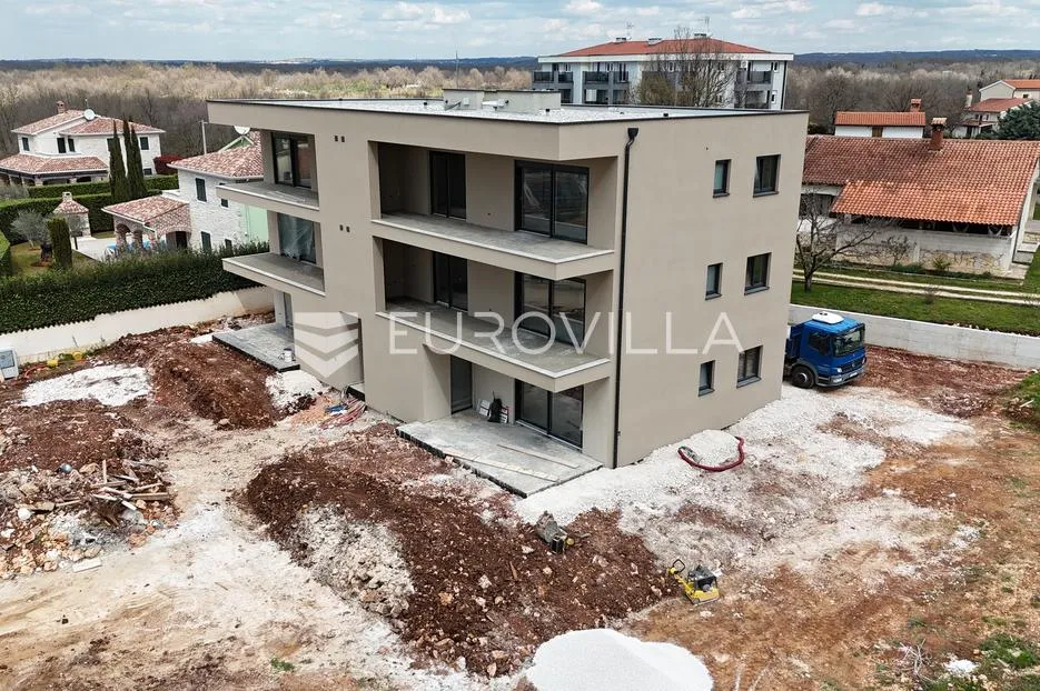 Istra, Poreč, luksuzni stan s panoramskim pogledom na more i velikom terasom - Žbandaj