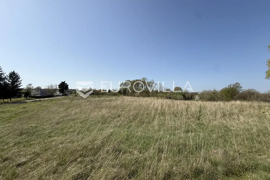 istra, okolica žminja, građevinsko zemljište 1408 m² - slika 3