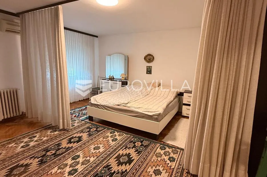 vinkovci, trosoban stan za najam u centru, 110 m² - slika 3