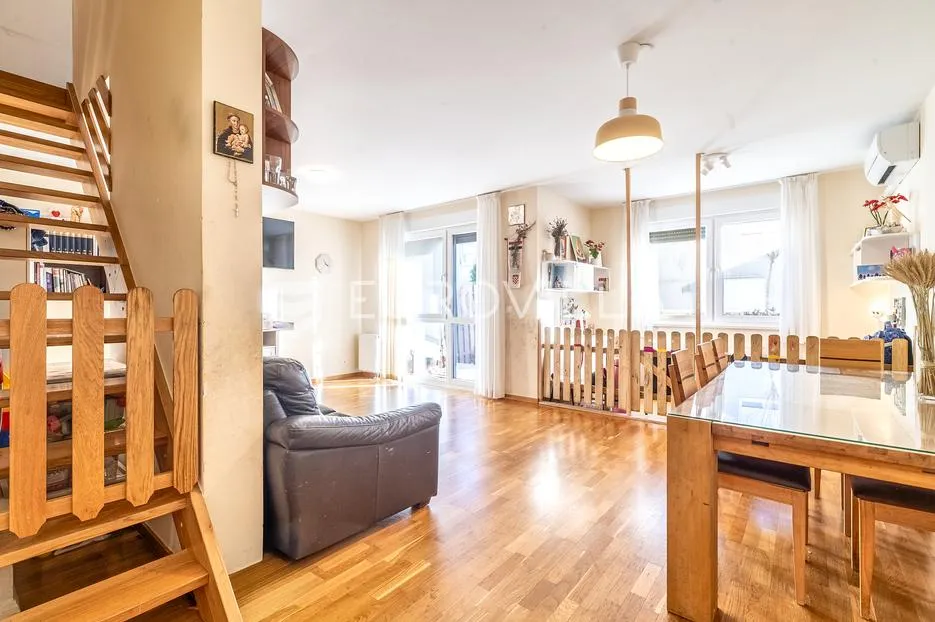 zagreb, odra, dvoetažni četverosoban stan s vrtom i 2 parkirna mjesta, 120 m² - slika 3