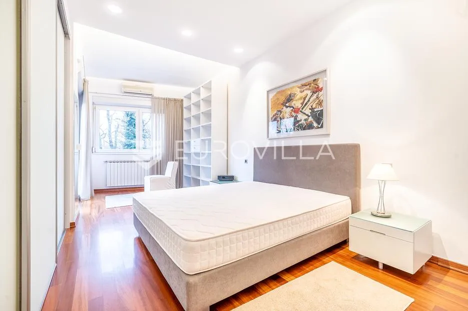 pantovčak luksuzan četverosoban stan sa garažom 163 m² - slika 6