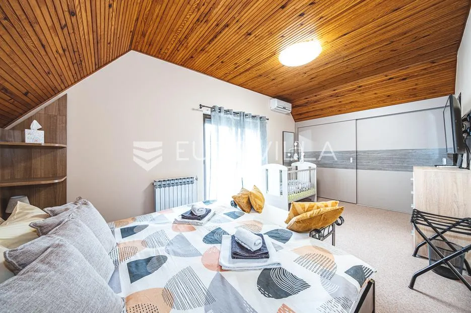 donja stubica, prekrasna kuća za odmor 140 m2 sa bazenom - slika 12