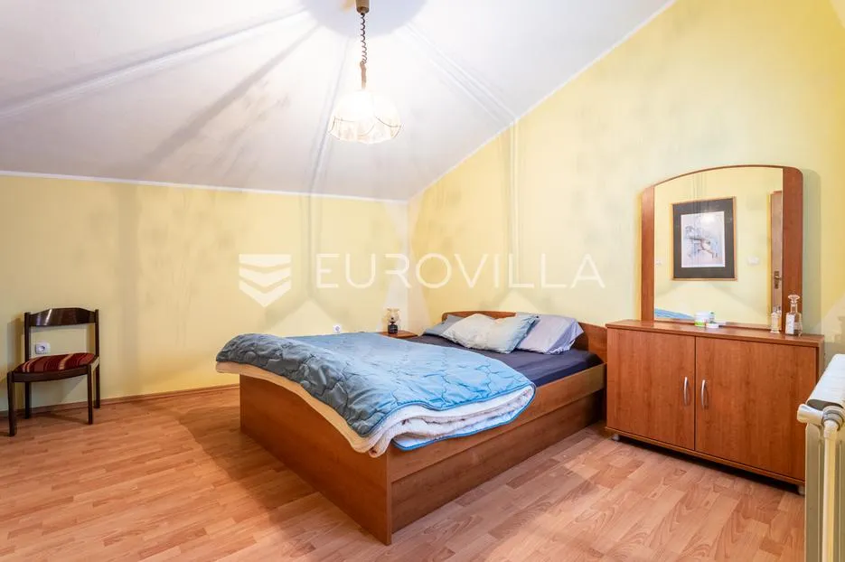 vodice, dvosoban stan u centru mjesta, 87,67 m² - slika 7