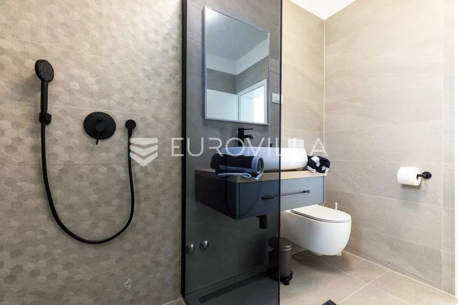 istra, savičenta, moderna vila nkp 140 m2, u slikovitoj prirodi - slika 5
