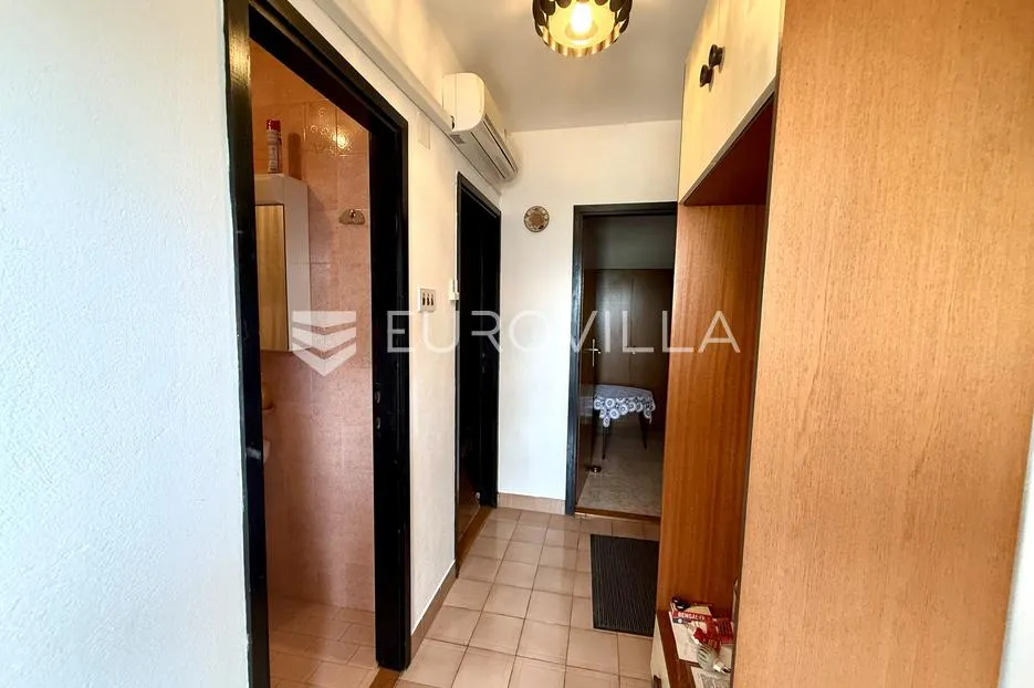 medulin, kuća sa tri apartmana i pogledom na more - slika 12