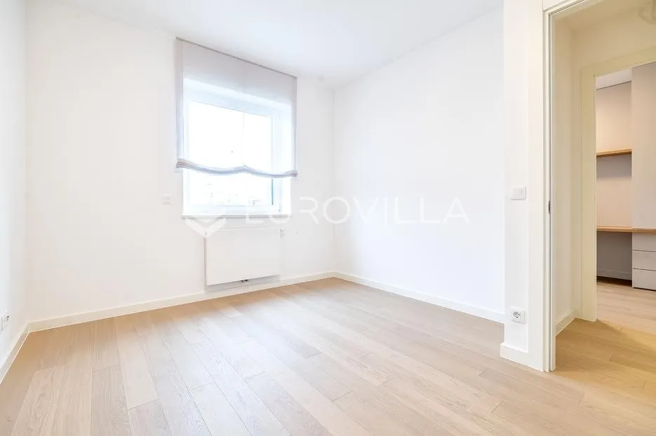 zagreb, heinzelova vmd, četverosoban stan 117 m² 2 garažna mjesta - slika 9