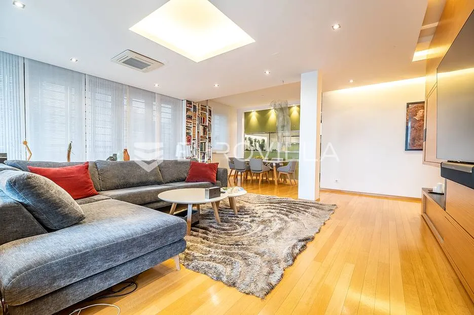zagreb, sveti duh, luksuzan trosoban stan 2 parkirna mjesta 126 m² - slika 2