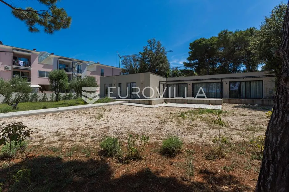 istra, rovinj, vila moderne arhitekture na 300 metara od mora - slika 27