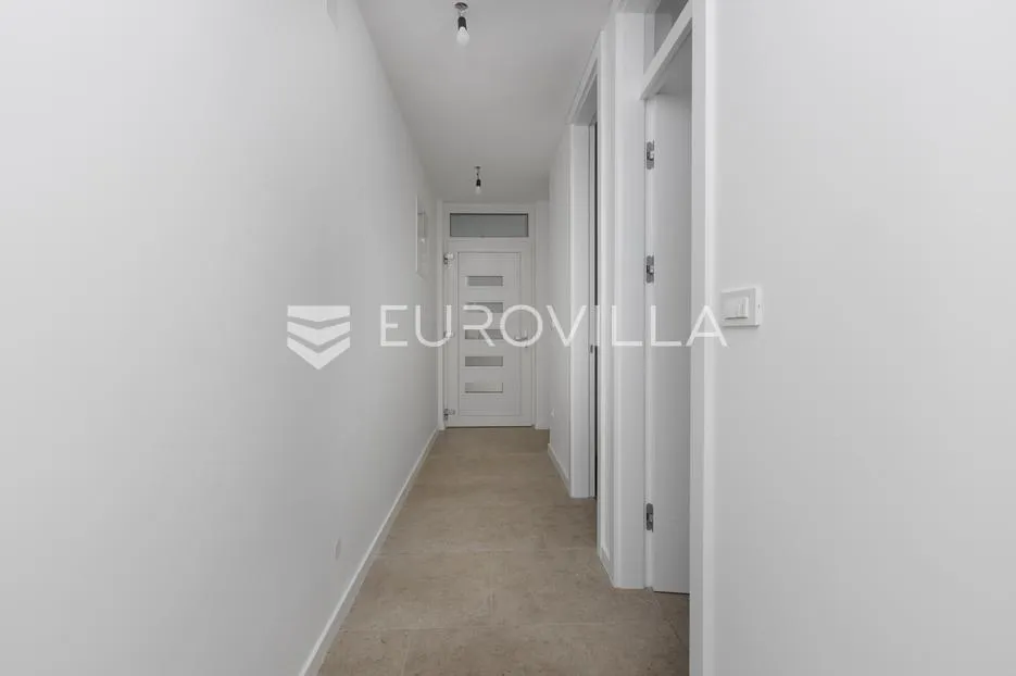 omišalj, otok krk, trosoban stan s okućnicom, 150m od mora - slika 7