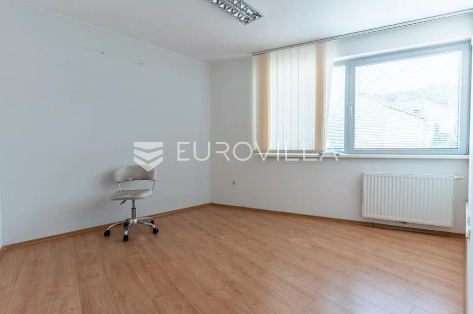 požega, mesnička, moderni poslovni uredi 180 m² - slika 6