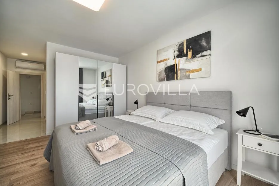 kaštel novi, novoizgrađena vila za dugoročni najam - slika 18