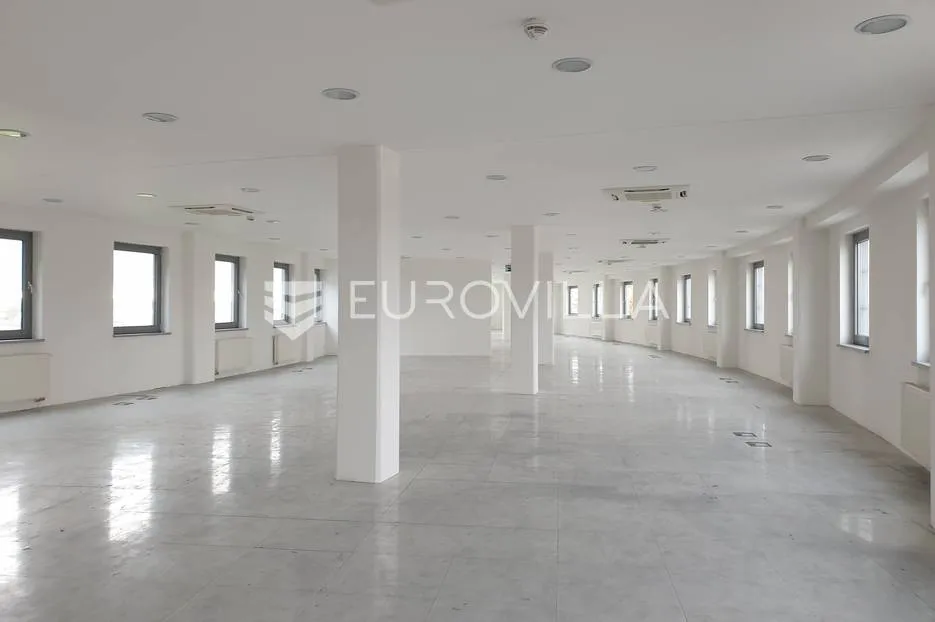 poslovni prostor za zakup 880 m² novi zagreb, buzin - slika 4