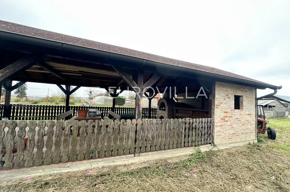 vinkovci, zalužje, roh bau vikendica 297,89 m² na zemljištu površine 6263 m² - slika 3