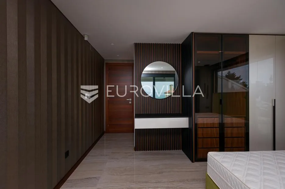 malinska dubašnica, 152,57 m² trosobni luksuzan stan s boravkom i bazenom - slika 20