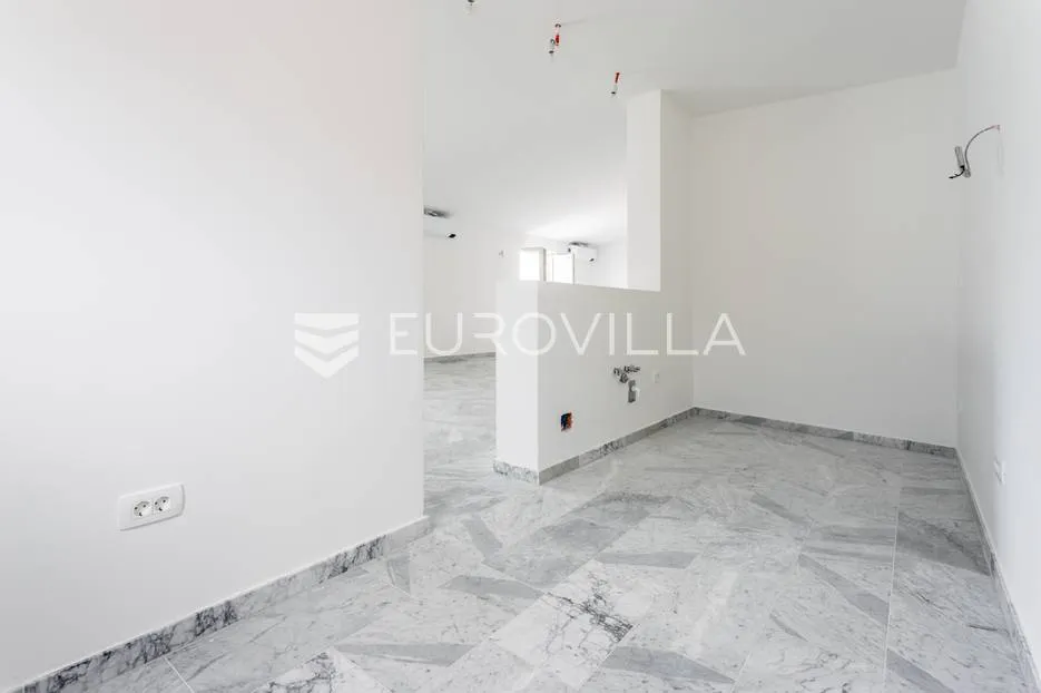 pag, četverosoban penthouse s5 nkp 160 m2, uz more novogradnja! - slika 5
