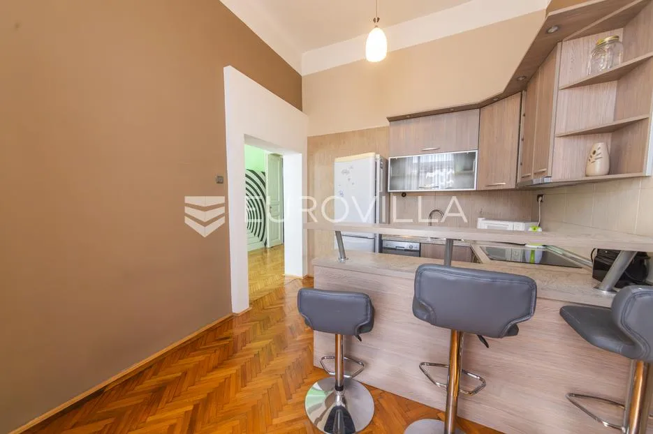 osijek, centar, prodaje se secesijski stan površine 180 m² - slika 7
