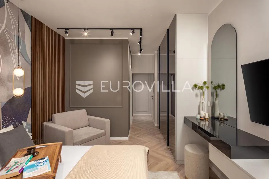 rijeka, centar, novouređen luksuzan stan 100 m² s tri apartmana - slika 7