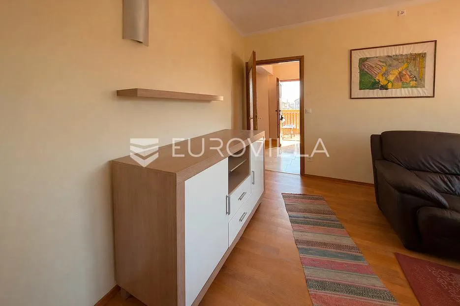 rijeka, marinići, kuća sa poslovnim prostorom, stanom, potkrovljem, dvorištem i garažom - slika 4