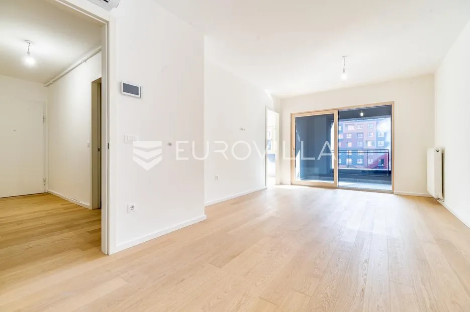 Zagreb, Črnomerec, vrhunska novogradnja, četverosoban stan površine 93 m²