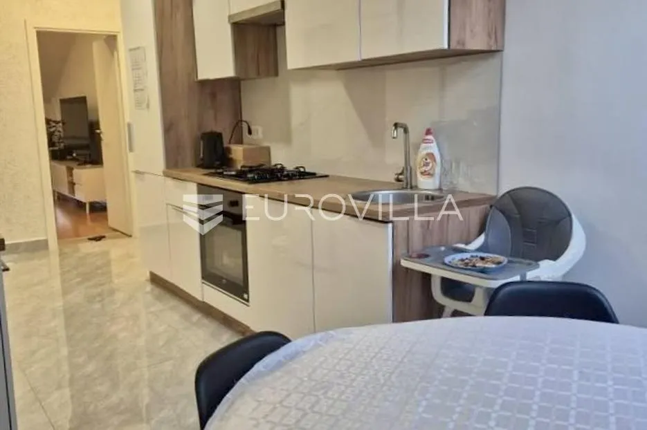 rijeka, brajda, kompletno adaptiran stan površine 105 m² - slika 4