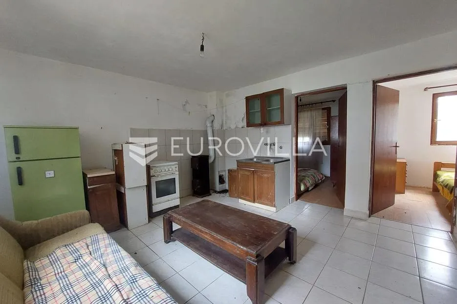 istra, kavran, vikendica za uređenje u zelenom okruženju - slika 6