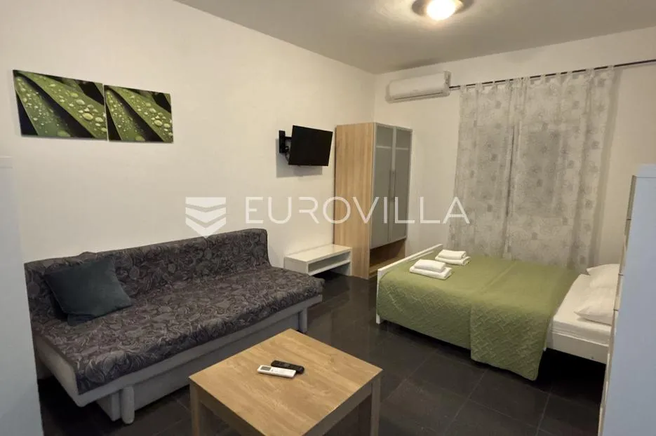 istra, medulin, apartmanska kuća sa tri stana na mirnoj lokaciji - slika 7