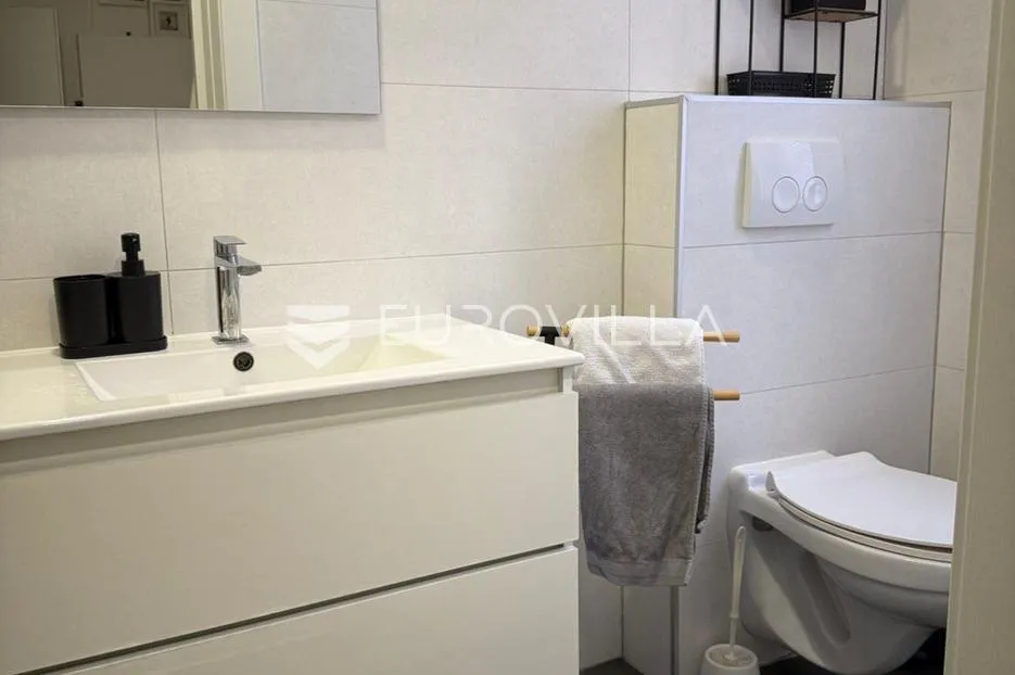 osijek, centar, prodaja, stan 74 m2, kompletno renoviran i namješten - slika 16