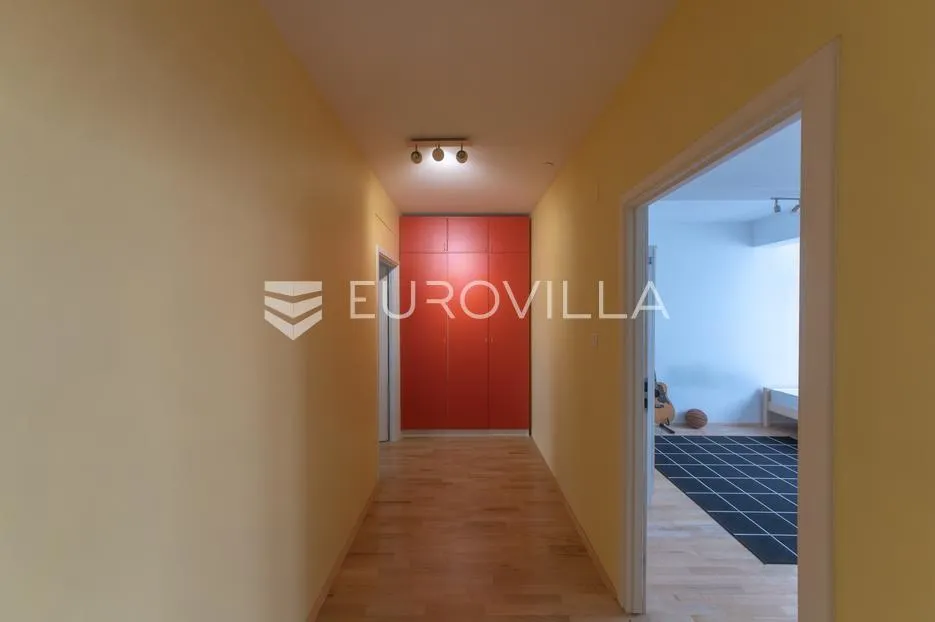 osijek, novi grad, 4 sobe penthouse 166 m² s garažom i liftom (moguće poslovni) - slika 20