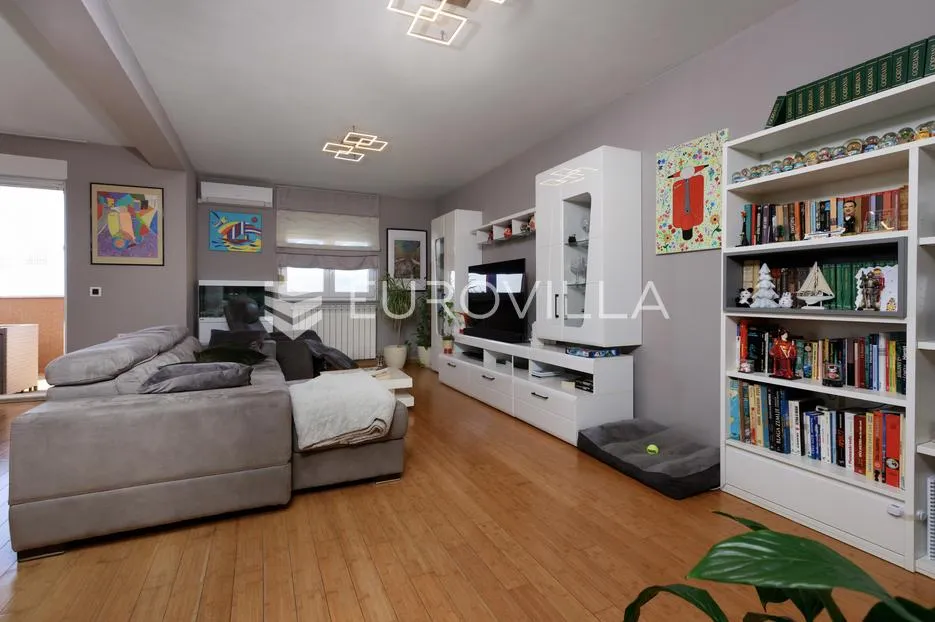 viškovo, marčelji, odličan peterosoban stan 151 m², dvoetažan - slika 3