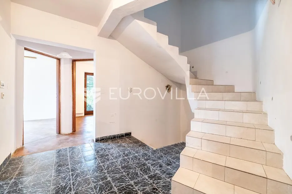 zagreb, mikulići, predivna kuća 314,97 m² - slika 3