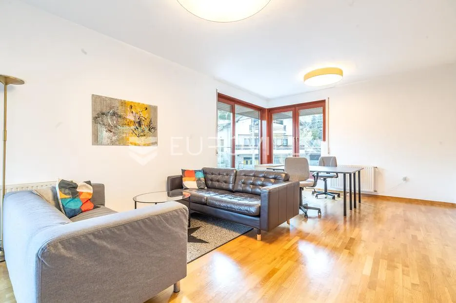 zagreb, gračani, predivan trosoban stan površine 94 m² - slika 2