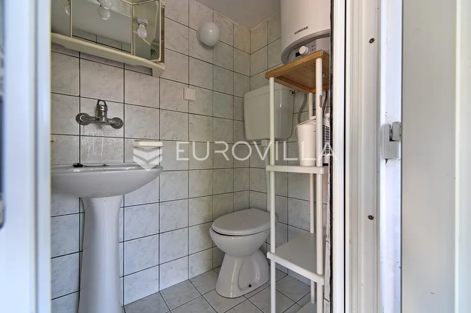 aljmaš, prodaje se lijepa i uređena vikendica površine 87 m² - slika 20