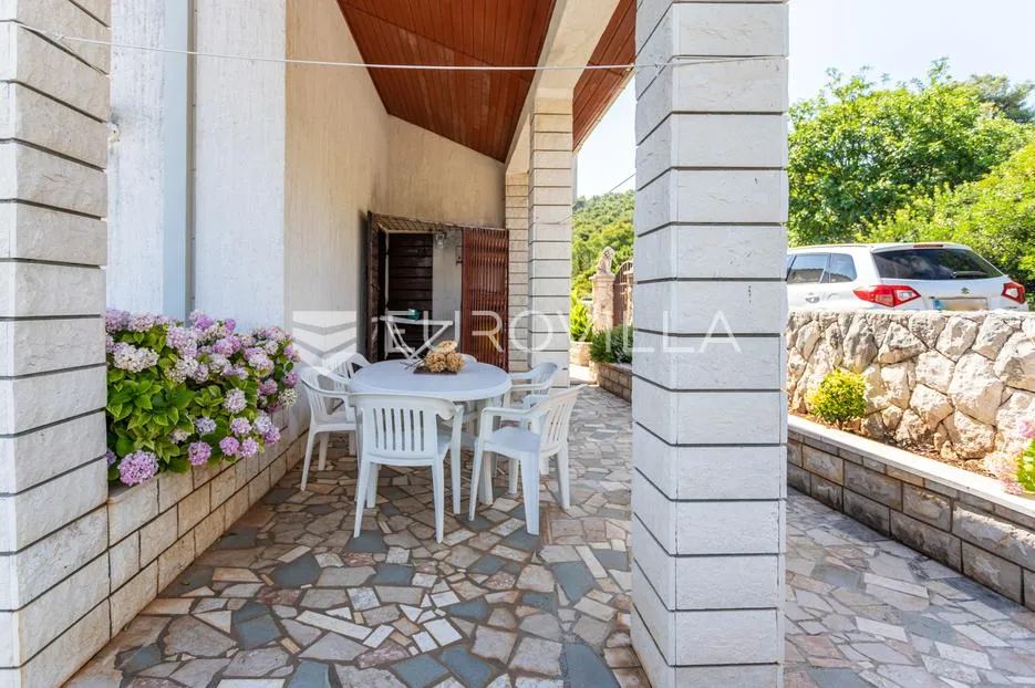 čiovo, lijepa samostojeća kuća s otvorenim pogledom na more - slika 18
