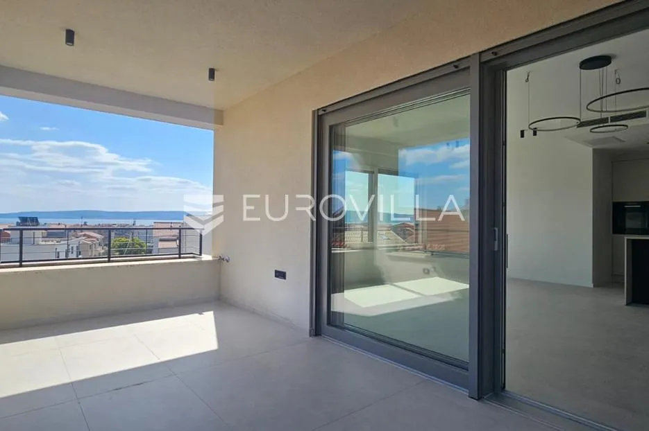 kaštel stari, luksuzan stan 102 m² zgrada s liftom, garažom i pogledom na more - slika 2