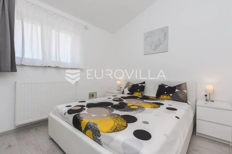 medulin, moderan dvosoban stan 95m2, 500 m od mora - slika 16