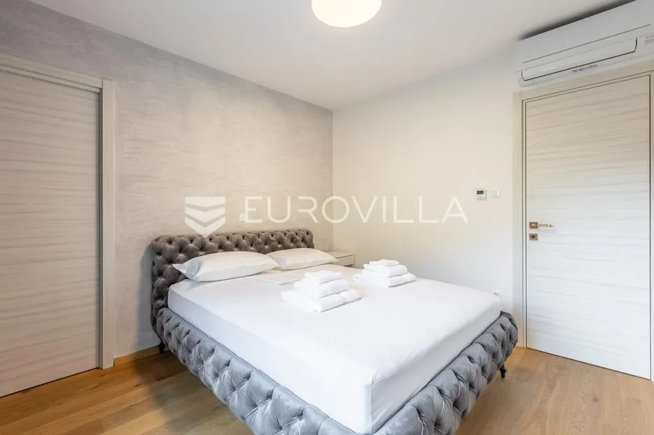 split, žrnovnica, vila s bazenom na mirnoj lokaciji - slika 14