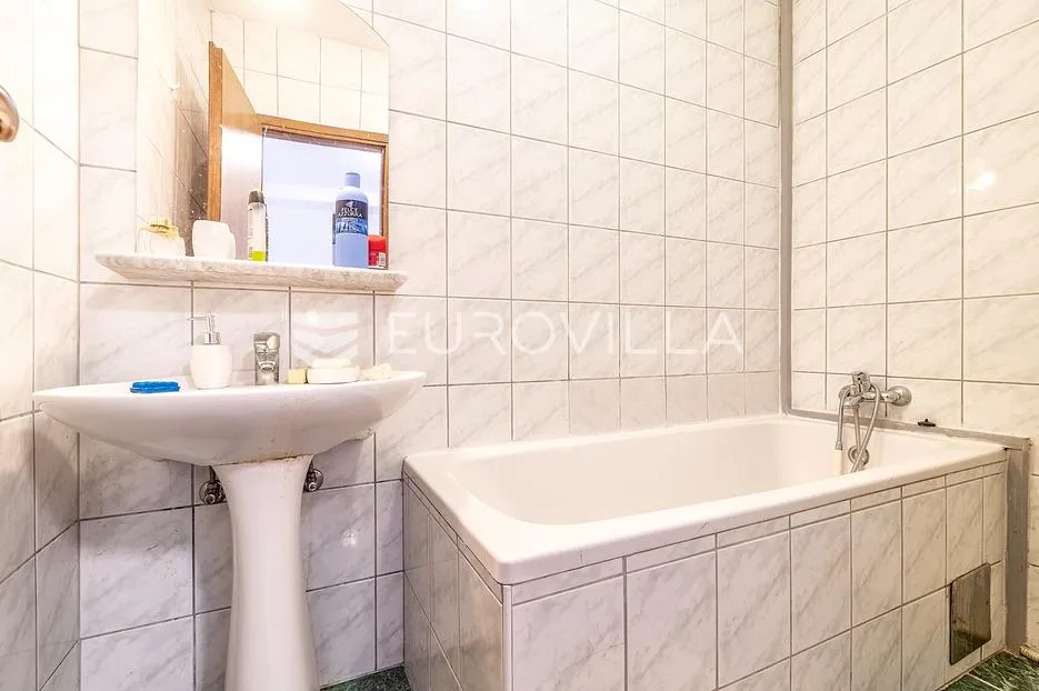zagreb, maksimir, obiteljska kuća s vrtom, 180 m² garaža parking, najam - slika 12