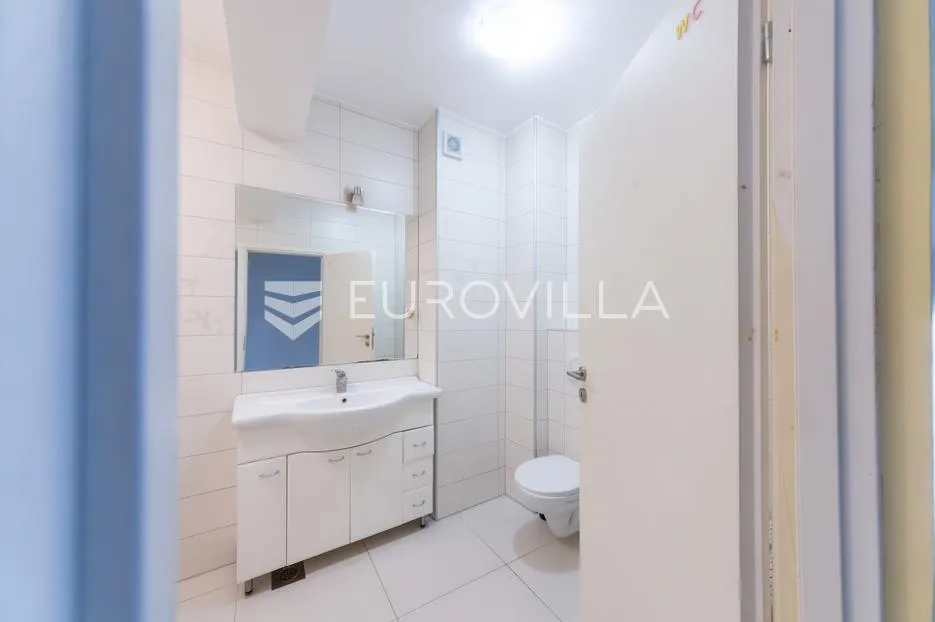 osijek, novi grad, 4 sobe penthouse 166 m² s garažom i liftom (moguće poslovni) - slika 15