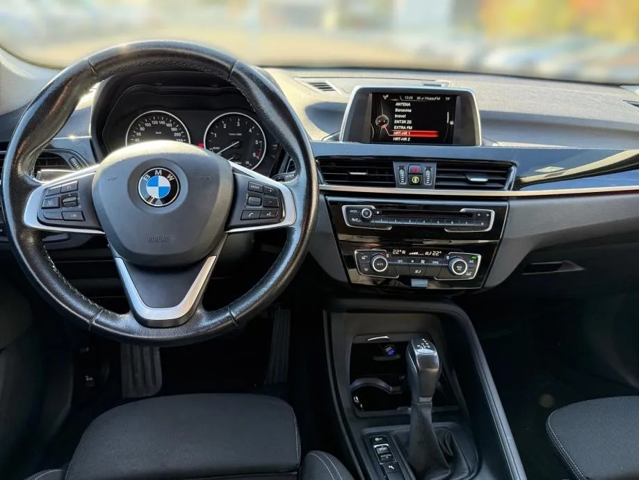 bmw x1 18d xdrive sportline *registrirano* - slika 10