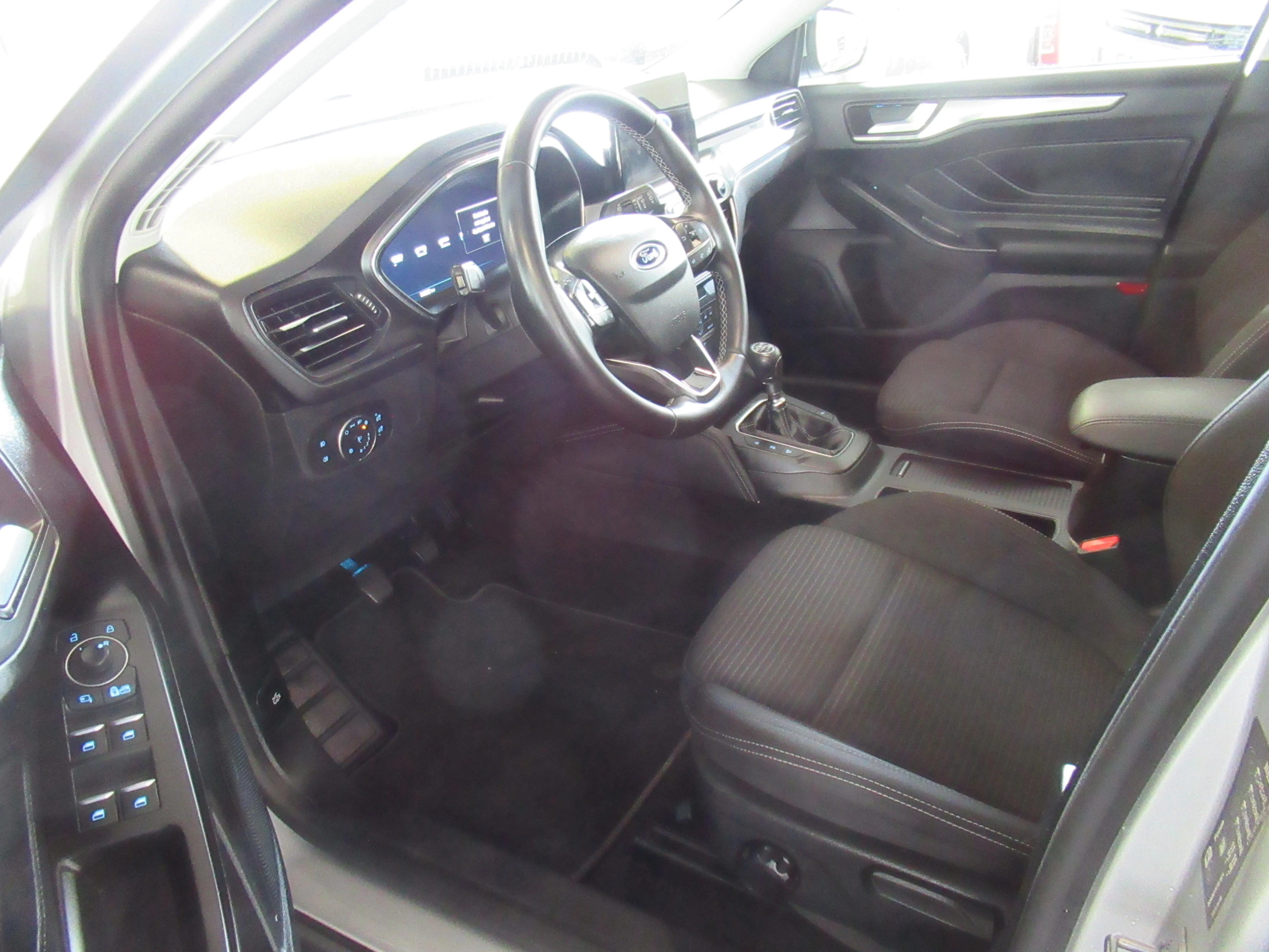 ford focus 1.5 tdci 88 kw titanium - slika 11